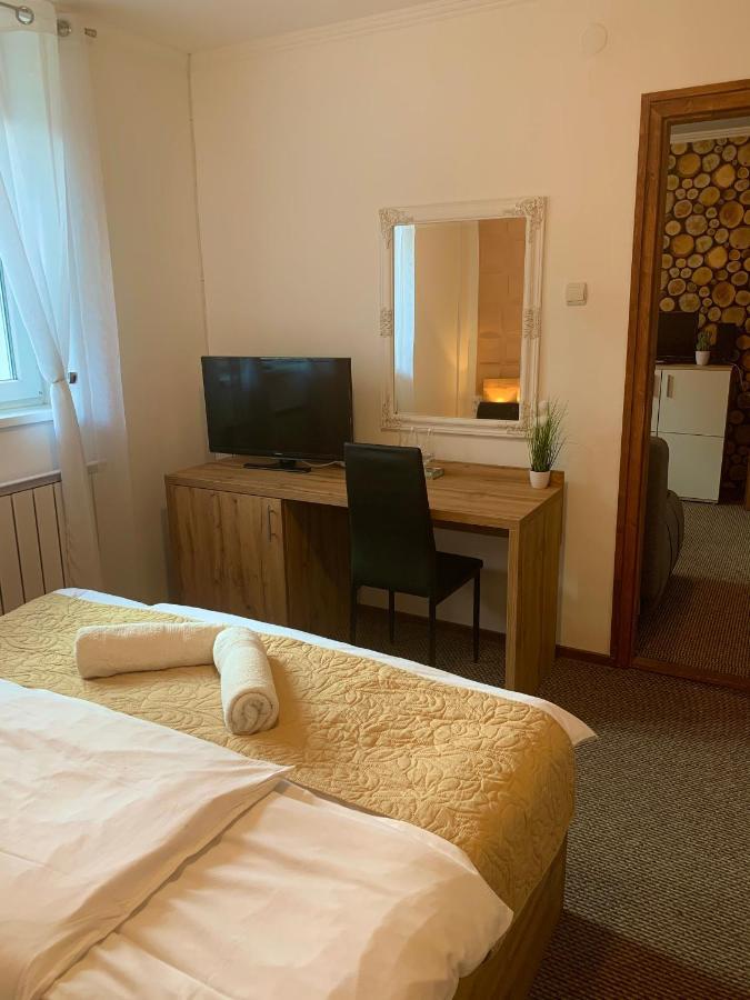 Dorottya Vendeghaz Otel Miskolc Dış mekan fotoğraf