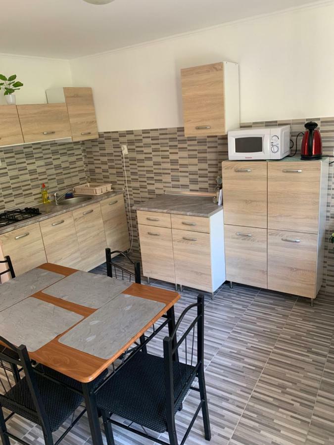 Dorottya Vendeghaz Otel Miskolc Dış mekan fotoğraf