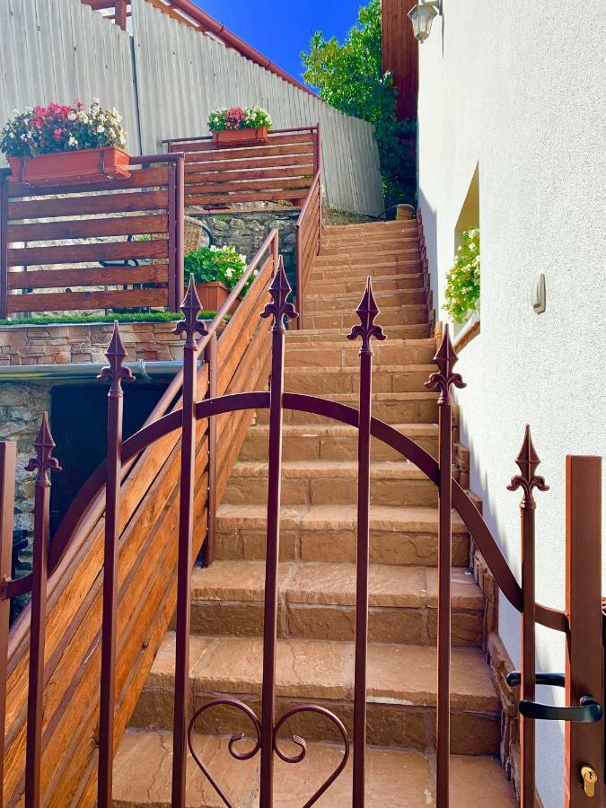 Dorottya Vendeghaz Otel Miskolc Dış mekan fotoğraf